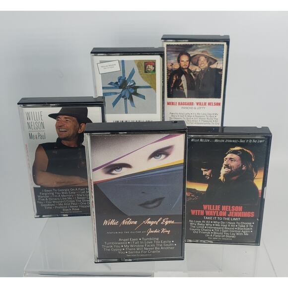 A Collection Of Five Willie Nelson Cassette Tapes - Picture 1 of 8